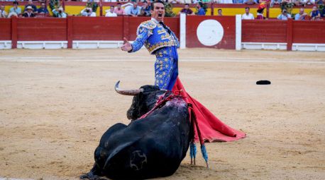 Triunfo de Manzanares en tarde de pasión y decepción morantista en Alicante