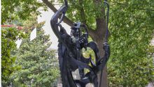 El Gran Profeta, de Pablo Gargallo, vuelve al jardín del Museo Reina Sofía