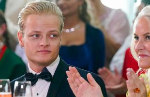 El hijo de Mette-Marit, imputado por 23 delitos, tres de ellos violaciones