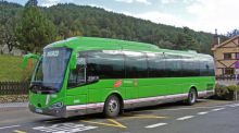 Ya se puede pagar con tarjeta a bordo de los autobuses interurbanos