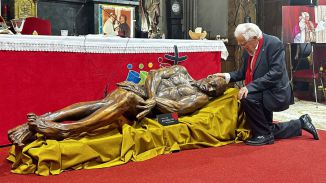 Resurrectio: la escultura que convierte San Antón en un faro de esperanza