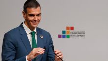 Sánchez anuncia 60 millones de euros para aliviar la deuda de países en desarrollo