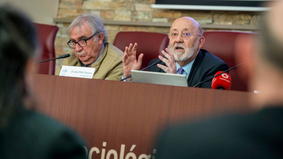 Tezanos sugiere que el caso Koldo 'podría ser un montaje'
