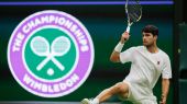 Wimbledon. Carlos Alcaraz sobrevive a una montaña rusa y se mete en octavos
