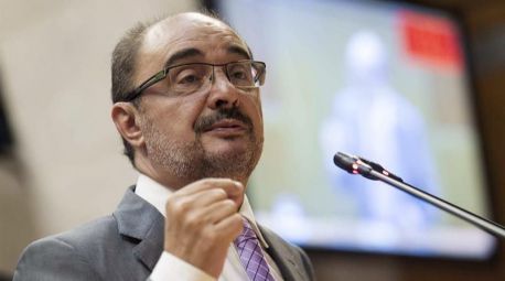 Lambán pide a Sánchez que dé 'un paso atrás' y convoque elecciones
