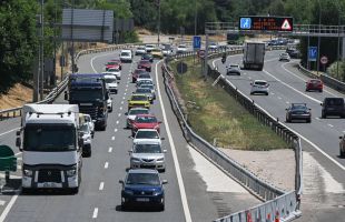 Arranca la primera operación salida del verano con 4,7 millones de viajes