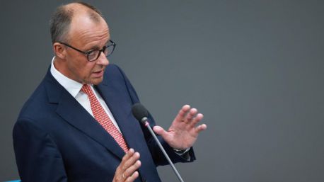 Merz defiende los controles fronterizos y pide reglas europeas eficaces