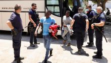 Grecia suspende tres meses el examen de solicitudes de asilo de inmigrantes irregulares