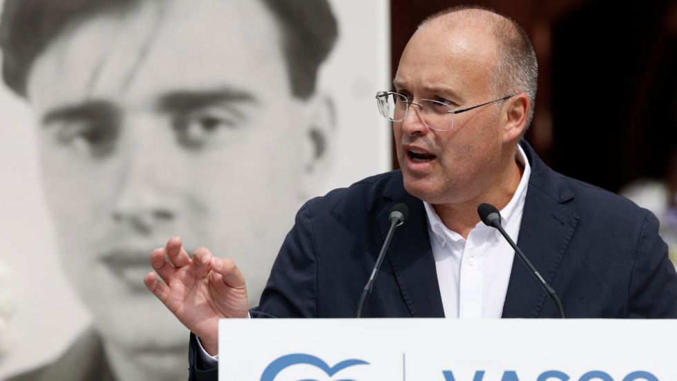 El PP promoverá que el '100% de los colegios' enseñen la 'historia criminal de Eta'