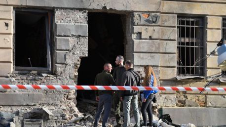 Al menos dos muertos en nuevo ataque masivo ruso contra Ucrania