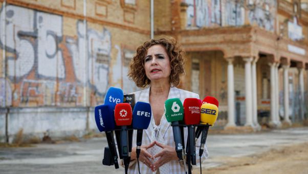 Enésima cesión de Sánchez al separatismo.