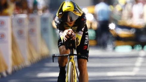 Tour Francia. Yates se corona en el Macizo Central y hay nuevo líder