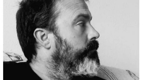 Javier Ikaz: “Toda expresión artística fortalece la cultura y ésta hace lo propio con el ámbito humanístico”