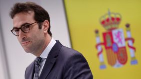 Bruselas expedienta a España por la actuación del Gobierno en la OPA de BBVA a Sabadell
