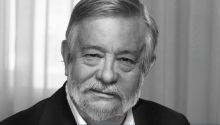 Fallece el escritor y crítico literario José María Guelbenzu a los 81 años