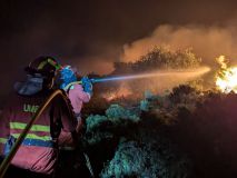 Perimetrado el incendio forestal en Ibi