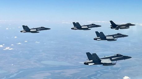 Seis cazas españoles se suman a la misión contra la injerencia rusa en el espacio aéreo aliado