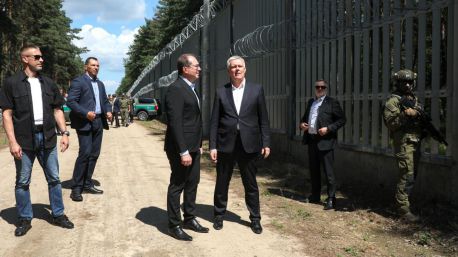 Alemania y Polonia reclaman combarir la inmigración ilegal en las 'fronteras exteriores' de la UE