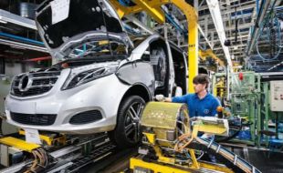 Mercedes-Benz refuerza su compromiso con España y prepara su nueva generación de furgonetas eléctricas