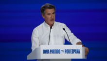 Feijóo abre la puerta a la expulsión de inmigrantes regulares si reinciden o cometen determinados delitos