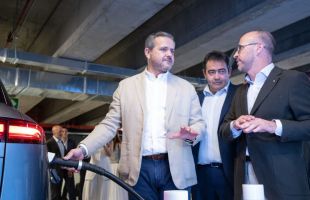 Madrid estrena en Nuevos Ministerios el mayor punto de recarga de vehículos eléctricos