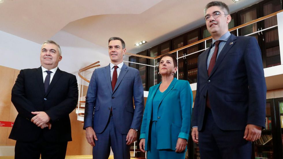 Bildu acelera y este es fruto: graves incidentes y kale borroka en Hernani