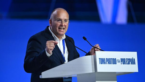 Tellado ha señalado que 'al feminismo nadie le ha hecho más daño en España que Sánchez y su cuadrilla'.