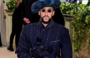 El pasado de Bad Bunny: monaguillo y empleado en un supermercado