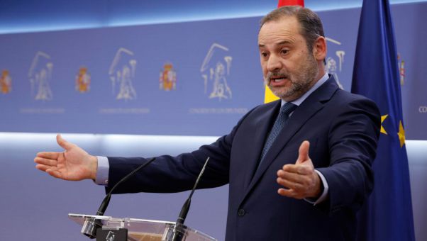 El exministro socialista ve 'irregularidades' en la aditoría realizada en Transportes sobre la compra de mascarillas en pandemia que derivó en su imputació