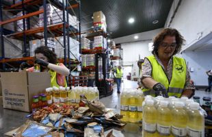 La sexta campaña 'Ningún hogar sin alimentos' ya ha recaudado más de 1,6 millones de euros