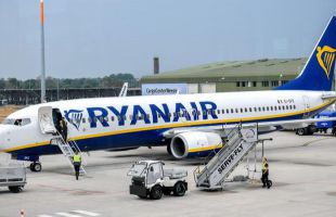 Convocadas huelgas en el servicio de tierra de Ryanair a partir del 15 de agosto