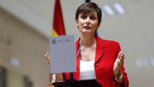 Los comunes piden a Sánchez la cabeza de Isabel Rodríguez, ministra de Vivienda