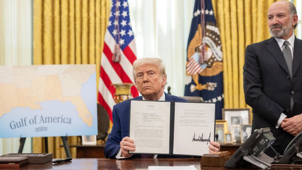Trump amenaza con un arancel del 35% a la UE si no invierte 600.000 millones en EEUU