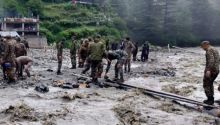 Cinco muertos y 100 desaparecidos en una riada súbita en el Himalaya indio