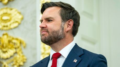 JD Vance viaja al Reino Unido y se reunirá con el ministro británico de Asuntos Exteriores