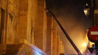 Acotado y en fase de extinción el incendio en la Mezquita-Catedral de Córdoba