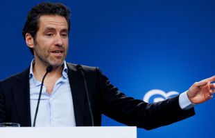 Borja Sémper reaparece en Cádiz tras su diagnóstico de cáncer