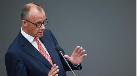Netanyahu acusa a Alemania de 'premiar a Hamás' por suspender el envío de armas a Israel