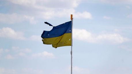 Ataque masivo ucraniano con 121 drones contra territorio ruso