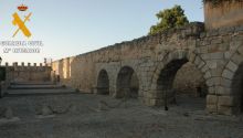 La Guardia Civil recupera una piedra del Acueducto de Segovia antes de ser subastada