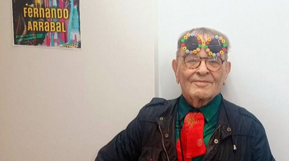 Fernando Arrabal, distinguido con el título de “Comendador de la Orden de las Artes y las Letras' de Francia