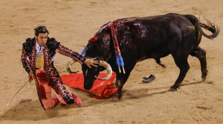 Morante de la Puebla, herido grave por una cornada en Pontevedra