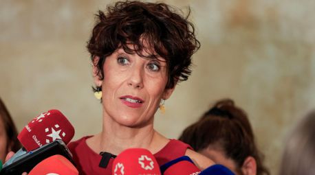 Saiz se ríe de la oposición: 'Mientras España está ardiendo, colaboración y no confrontación'