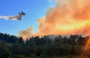 La ola de calor deja pavorosos incendios en toda Europa
