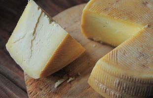 Los quesos franceses que han causado un brote de listeriosis se han vendido en España