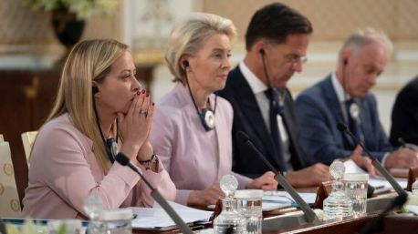 Los líderes de Europa apoyan la cumbre trilateral en una declaración común... sin Sánchez