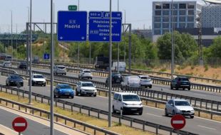 Escapadas exprés y ahorro: así viajarán los españoles en el puente de agosto