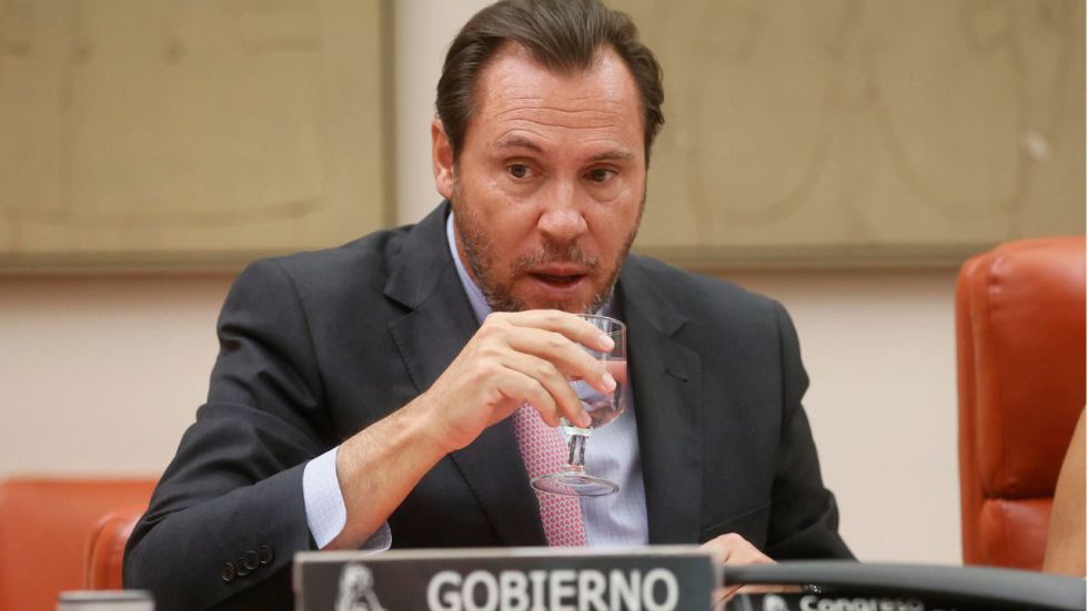 Renfe nombra como consejero al que fue gestor de redes sociales de Óscar Puente en Valladolid