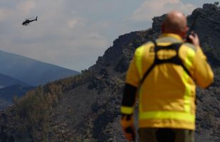 España logra al fin estabilizar los incendios más graves, mientras sólo trece permanecen en nivel 2