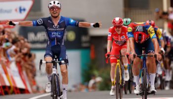 Vuelta España. David Gaudu se impone en Ceres y Vingegaard sigue líder